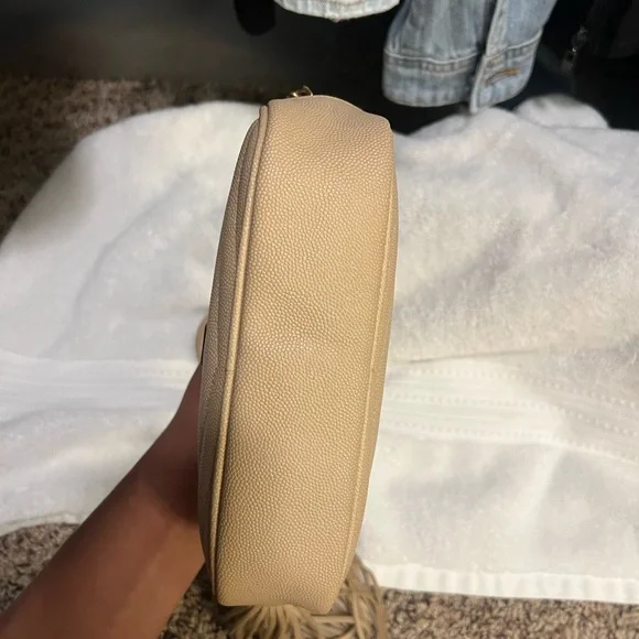 Yves Saint Laurent Tan Quilted Crossbody Bag - Picture 8 of 9